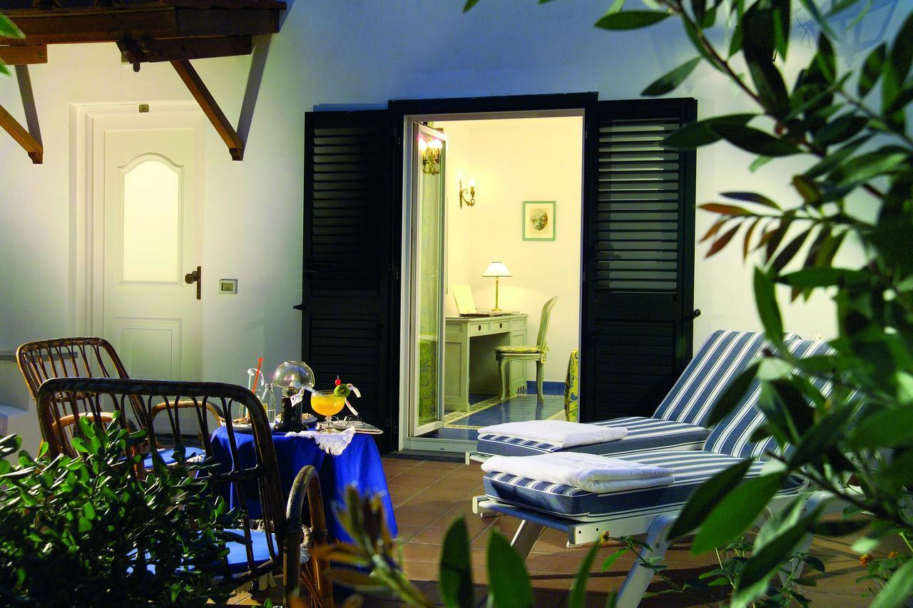 איסקיה Punta Molino Beach Resort & Thermal Spa מראה חיצוני תמונה